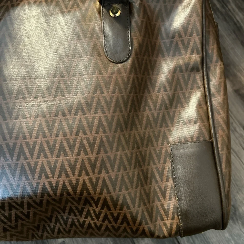 Authentic Mario Valentino Vintage Brown Boston 1970s Handbag W11.5 X 12.5H X 6.5